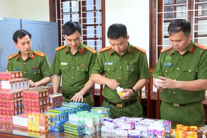 Công an Thanh Hóa triệt phá đường dây thuốc giả 'khủng'.