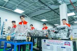 Sinh viên Khoa Kỹ thuật - Công nghệ, Trường Đại học Nguyễn Tất Thành. Ảnh: NTTU