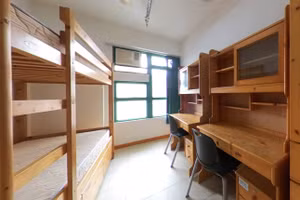 Giá thuê nhà gần các đại học Hồng Kông tăng vọt vì du học sinh.