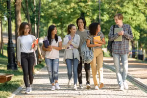 Nhu cầu du học của sinh viên Mỹ gia tăng bất chấp bất ổn toàn cầu.