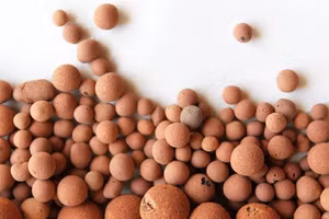 Đất sét nung xử lý làm sạch nước thải sinh hoạt.