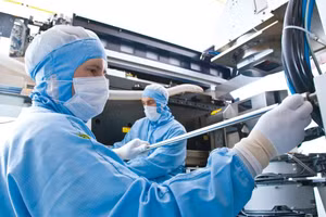 Cuộc đua ngành chip bán dẫn tạo áp lực lên giáo dục đại học toàn cầu.