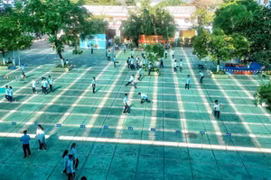 Rồi mai này, góc sân ấy sẽ trở thành những nhớ, những thương… Ảnh: Phạm Ngọc.