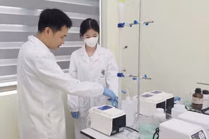 Mô hình công nghệ FBHC thu hồi nitơ, phốt pho, trong nước thải nuôi lợn quy mô phòng thí nghiệm.