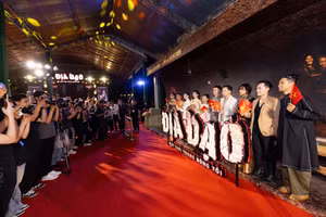 "Địa đạo - Mặt trời trong bóng tối" là một trong 6 bộ tác phẩm được chọn để chiếu trong Đợt phim.