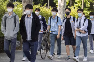 Chi phí đồng phục Hàn Quốc tăng cao trong những năm gần đây.