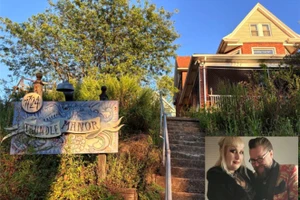 Cặp đôi Mr. Arm - Velda Von Minx và ngôi nhà của họ.