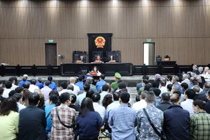 Quang cảnh phiên tòa. Ảnh: Hồng Nguyên