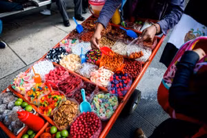 Các món ăn vặt độc hại sẽ bị cấm bán tại các trường học Mexico.