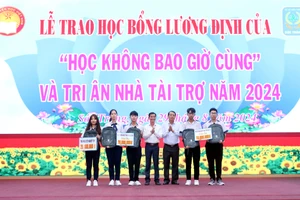 Sóc Trăng phát huy truyền thống hiếu học, đẩy mạnh công tác khuyến học, khuyến tài. Ảnh: X. Lương