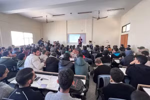 Sinh viên Gaza quay trở lại lớp học trực tiếp.