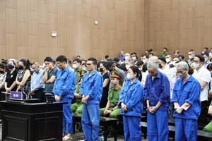 Vụ án dự kiến sẽ được xét xử trong 14 ngày.