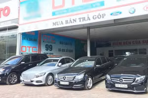 Nhiều cửa hàng kinh doanh xe cũ đang phải đối mặt với lượng tồn kho lớn do 'ế khách'.