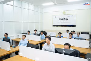 Phòng thực hành vi mạch bán dẫn được Trường Đại học Sư phạm Kỹ thuật TPHCM đưa vào sử dụng tháng 10/2025. Ảnh: HCMUTE