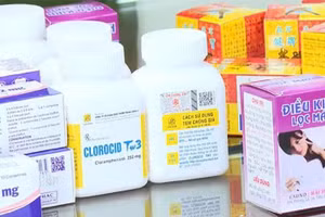 Một số loại thuốc giả vừa được Phòng Cảnh sát kinh tế, Công an tỉnh Thanh Hóa phát hiện khi triệt phá đường dây sản xuất, buôn bán tân dược giả với quy mô lớn trên phạm vi toàn quốc. Ảnh: Công an tỉnh Thanh Hóa