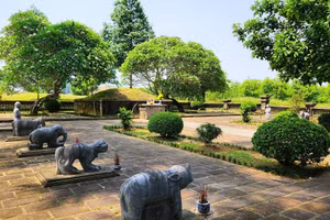 Lăng mộ vua Lê Túc Tông. Ảnh: INT.