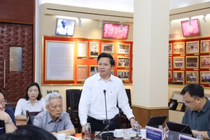 Vụ trưởng Vụ Chính quyền địa phương (Bộ Nội vụ) Phan Trung Tuấn giải đáp nhiều vấn đề vướng mắc tại địa phương.