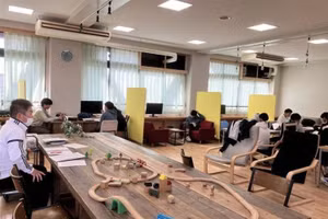 Lớp học được thiết kế nhằm tăng tính chủ động cho học sinh.