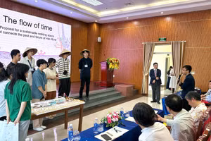 Sinh viên Trường Đại học Bách khoa (Đại học Đà Nẵng) tham gia chương trình học tập Learning Express (LEX) với sinh viên Trường Singapore Polytechnic. Ảnh: NTCC