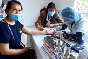 Bệnh nhân khám sàng lọc bệnh tiểu đường. Ảnh minh họa: TT