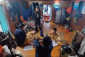 Cơ quan chức năng làm việc với những người liên quan.