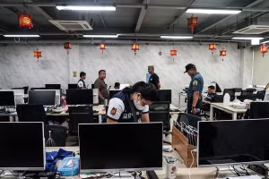 Cảnh sát truy quét một công ty POGO.