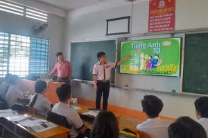 Giờ học tại Trường THPT Vĩnh Long. Ảnh: NTCC