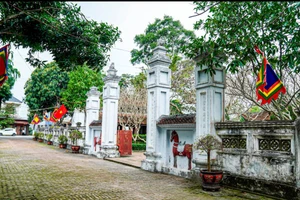 Lễ giỗ hàng năm vào 14/11 âm lịch tại khu di tích.