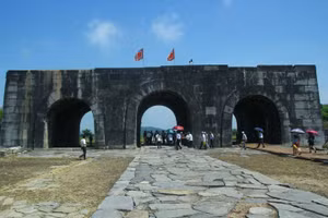 Dự án 'Bảo tồn, tu bổ, phục hồi, tôn tạo một số hạng mục công trình thuộc khu vực Thành nội Di sản văn hóa thế giới Thành nhà Hồ' chia thành 2 giai đoạn.