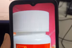 Loại thuốc chứa Phenylbutazone được bệnh nhân điều trị tại Bệnh viện Bạch Mai sử dụng theo lời quảng cáo trên mạng xã hội.