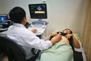 Tỷ lệ phụ nữ mang thai được sàng lọc trước sinh tại Việt Nam đã có xu hướng tăng trong những năm qua. Ảnh minh hoạ.