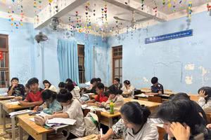 Giờ tự học của học sinh Trường Phổ thông Dân tộc nội trú THCS&THPT Nam Trà My. Ảnh: NTCC