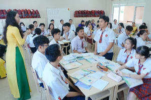 Một giờ học của học sinh Đắk Lắk.
