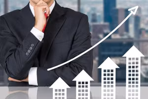 Vướng pháp lý cấp chứng chỉ hành nghề, nhân sự ngành môi giới bất động sản gặp khó khăn. Ảnh minh họa: INT