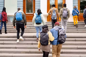 Sinh viên quốc tế giảm 17% tại Mỹ.