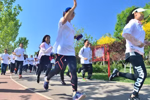 Các trường đại học Trung Quốc thiết kế chương trình cải thiện sức khỏe cho sinh viên.