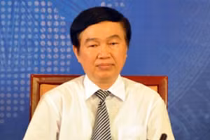 Bị cáo Nguyễn Trần Hiển khi đang làm Viện trưởng Viện Vệ sinh dịch tễ Trung ương.