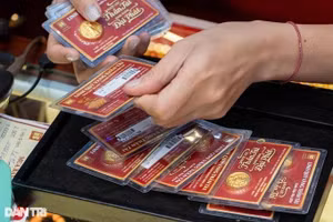 Mua bán vàng trên 'chợ đen' luôn tiềm ẩn nhiều rủi ro.