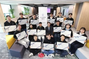 LG mở chương trình học cho nhân viên.