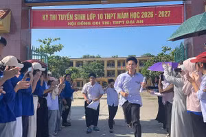 Học sinh Ninh Bình trong kỳ thi tuyển sinh vào lớp 10 THPT năm 2026-2027. Ảnh: Vân Anh