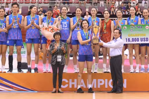 Đội tuyển bóng chuyền nữ Việt Nam giành chức vô địch chặng 2 SEA V.League 2025. Ảnh: INT