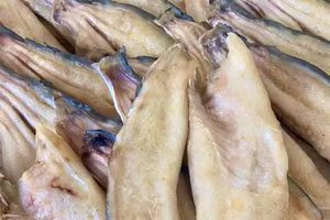 Khô cá tra là đặc sản xuất khẩu chủ lực.