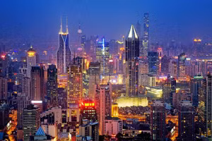 Trung Quốc có hàng trăm thành phố với sức kinh tế khác nhau.