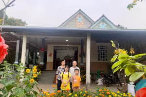 Đến tận tuổi xế chiều, nơi ở bình yên và vững chãi nhất của cha mẹ mới thật sự chỉn chu, một tổ ấm do tình yêu chung của chúng tôi cùng vun đắp. Ảnh: NVCC.