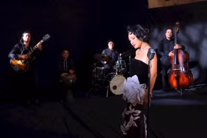 Quỳnh Phạm làm mới nhạc Trịnh theo phong cách Jazz.