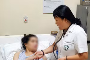 Hiện, sức khỏe chị H và em bé đều ổn định. Ảnh: BVCC.