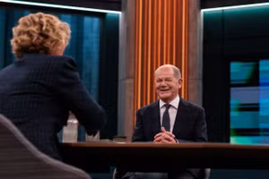 Thủ tướng Đức Olaf Scholz nói sẽ điện đàm với Tổng thống Nga Vladimir Putin trong tương lai gần.