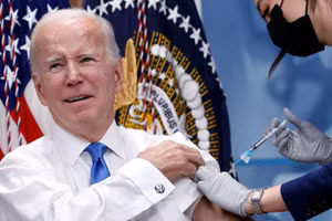 Hàm lượng DNA trong vaccine Pfizer Mỹ dư lượng cho phép của WHO tới hàng trăm lần.