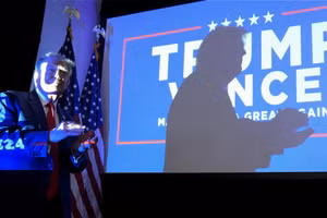 Bản án dành cho ông Donald Trump trong vụ án tiền bịt miệng đã được hoãn lại cho đến sau cuộc bầu cử tháng 11.