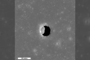 Góc nhìn từ trên cao của hố Mare Tranquillitatis có thể được lựa chọn làm căn cứ Mặt Trăng. Ảnh: NASA 